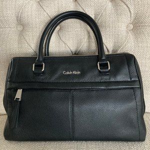 Calvin Klein Black Leather Handbag Purse (like new)